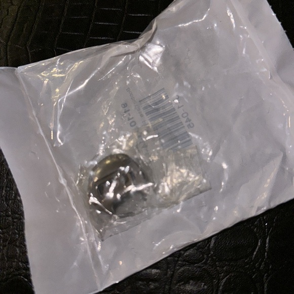 Sewing machine items - Picture 5 of 6